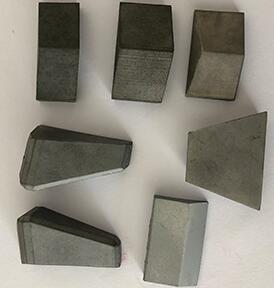 香港钨钢刀价格概述 硬质合金与金属陶瓷的比较